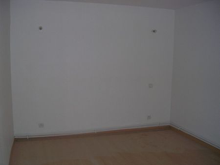 Location Appartement 1 pièce 35m² SARREGUEMINES 57200 - Photo 3