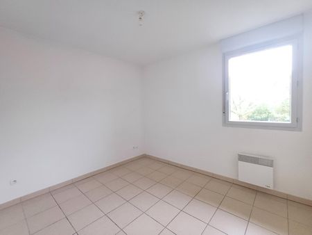 location Appartement T4 DE 84.19m² À MERVILLE - Photo 4