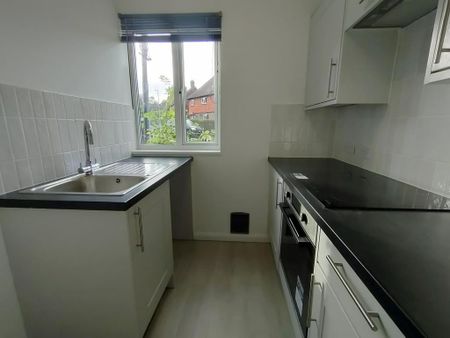 1 bedroom flat to rent - Photo 3