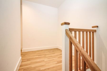 3 bedroom property to rent - Photo 2