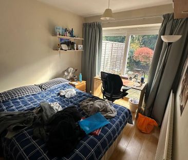 4 bedroom terraced house to rent - Photo 6