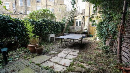 Southborough Road – Room 3 - Photo 4