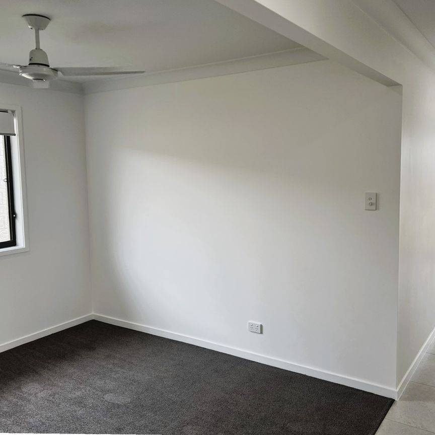 20 Flame Tree Road, Cotswold Hills QLD 4350 - House For Rent | Domain - Photo 1