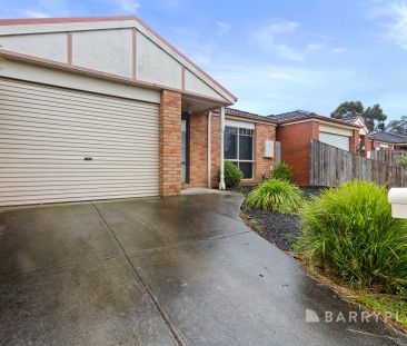 “Charming Location” - Photo 6