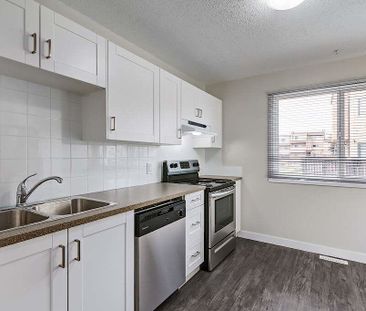 550 Rundlehorn Circle N, Calgary - Photo 2