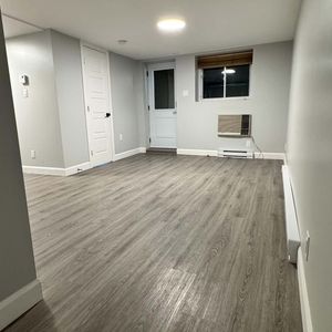À LOUER – GRAND 3½ - Photo 2