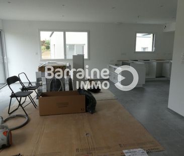 Location maison à Cléder, 4 pièces 100.31m² - Photo 3