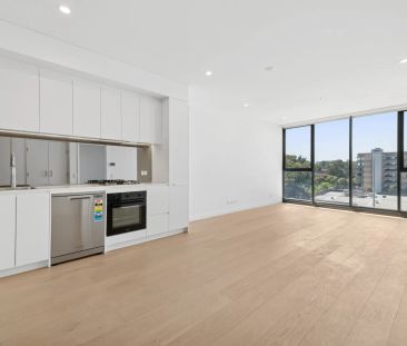 Modern Living in Bankstown CBD - Photo 5