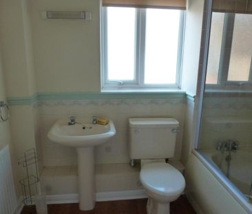 3 bedroom house to rent - Photo 2