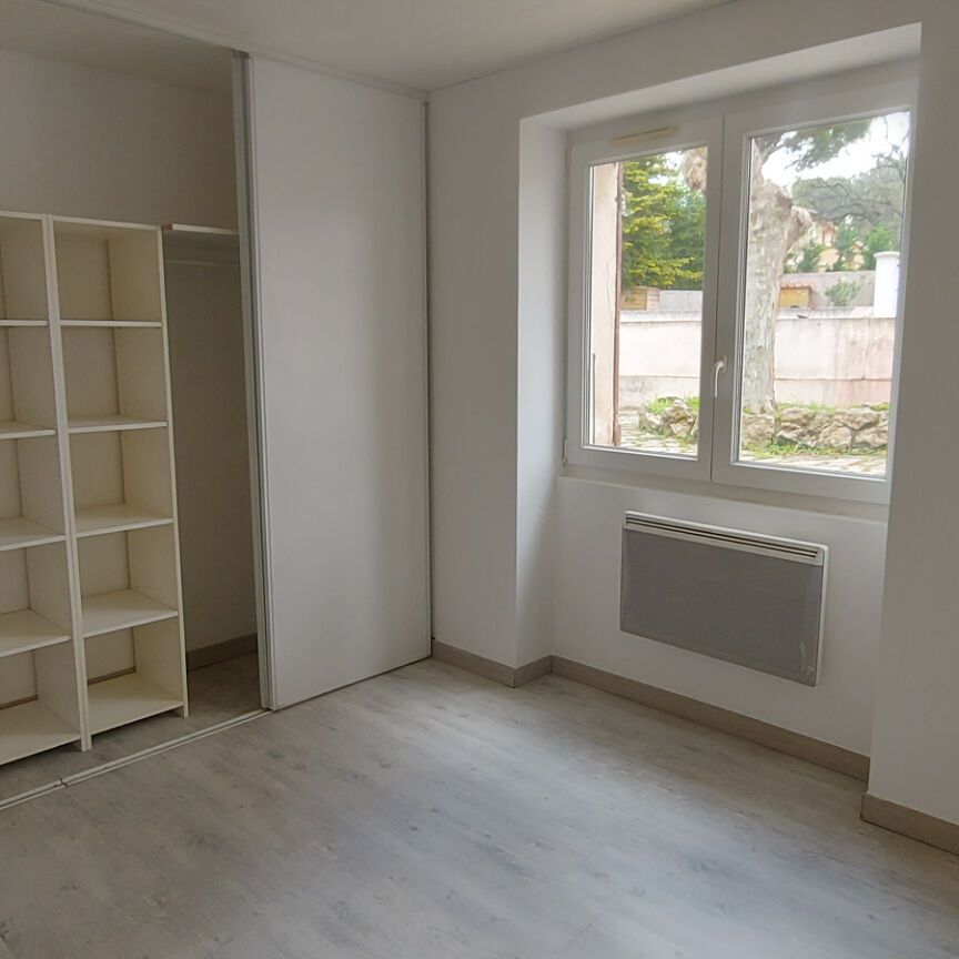 Appartement Simiane Collongue 2 /3 pièces 51.02 m², - Photo 1
