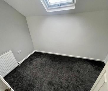 3 Bed Terraced House, Leeds, LS12 - Photo 5