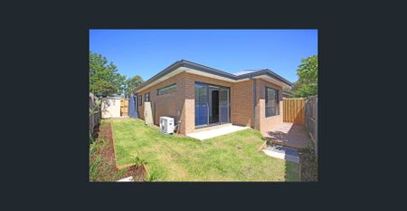 Stylish Near New 2 Bedroom Home For Rent! - Photo 5