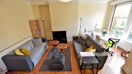 5 bedroom House in Mayville Street, Leeds - Photo 2