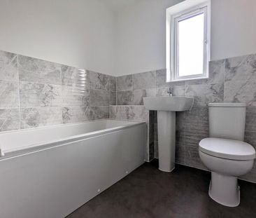 3 bedroom semi-detached house to rent - Photo 6