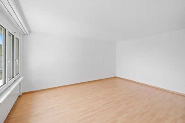 2.5 Zimmer, 4. Stock - Photo 1