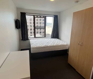 Wellington Central, 1 Bedroom - Photo 3