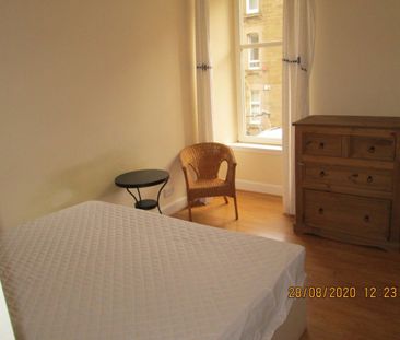 Baldovan Terrace, Dundee - Photo 2