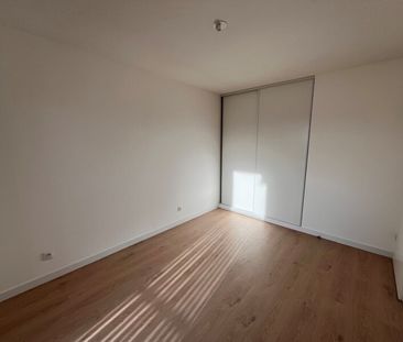 Location Appartement 2 pièces 45m² ST JORY 31790 - Photo 2