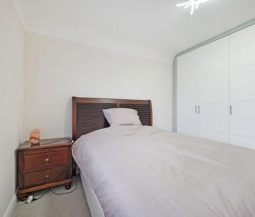 4 bedroom detached house to rent - Photo 6