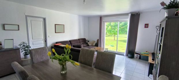 Location de plain-pied à TAIZE AIZIE - Photo 1