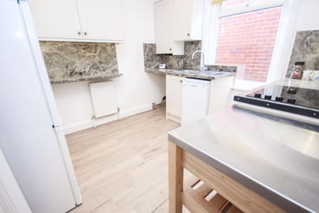 Acland Road, Bournemouth, BH9 - Photo 3