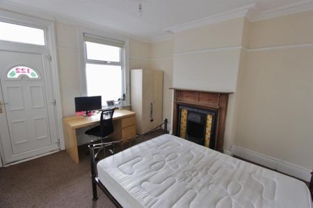 Pomona Street , Sheffield, S11 8JL - Photo 2