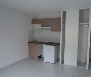 Location Appartement 1 pièce 36m² - Photo 3