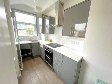 1 bedroom house of multiple occupation to rent - Photo 5