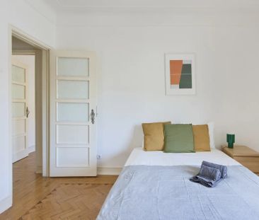 Room in a shared 5-bedroom apartment for rent in Lisbon for students or professionals - Foto 5