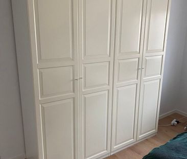 Recent gelijkvloers appartement met groot terras en 2 autostaanplaa... - Photo 2