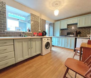 2 bedroom cottage to rent - Photo 1