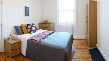 4 Bedroom House, Cartington Terrace, Heaton - Photo 4