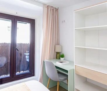 Calle de la Amnistía, Madrid, Community of Madrid 28013 - Photo 3