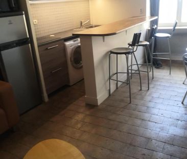 Location Appartement 2 pièces 35m² LYON 7ème - Photo 3