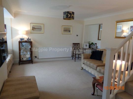 Price £675 pcm - Available 30/01/2026 - Furnished - Photo 1