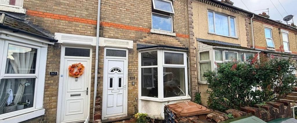 3 bedroom terraced house to rent - Photo 1