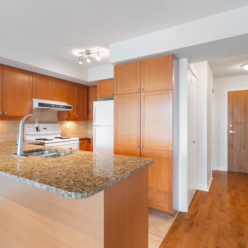For Lease - 1 Elm Drive Unit# 1609, Mississauga, Ontario - Photo 1