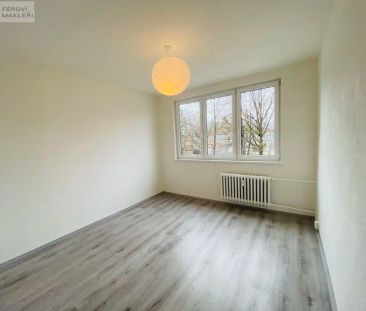Pronájem bytu 2+1 na Výškovické v Ostravě BEZ KAUCE - Photo 1
