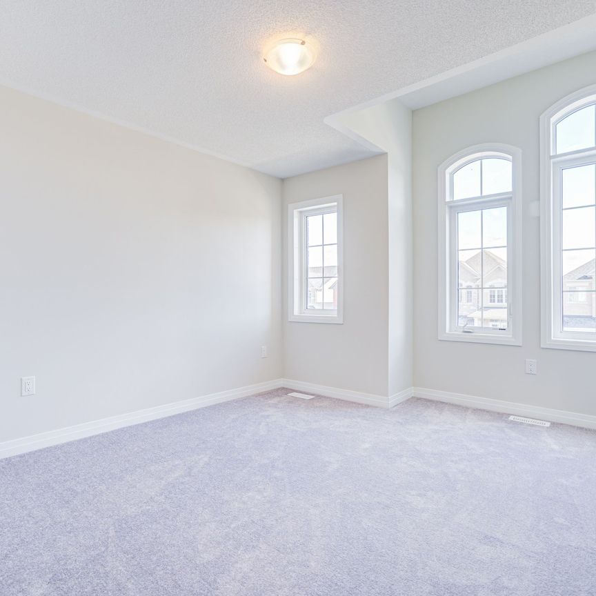 For Lease - 1296 Broderick Street, Innisfil, Ontario - Photo 1