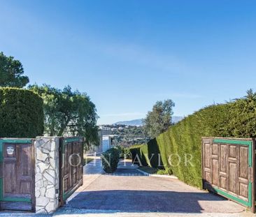 Maison à louer Cagnes Sur Mer, Cote d'Azur, France8 500 EUR / Mois - Photo 4