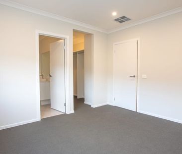 MODERN MONDO - Photo 4