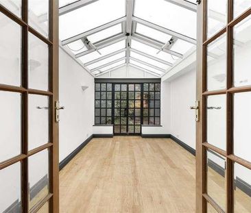 Epping Upland, CM16 - Photo 1