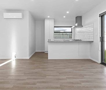 High Spec, New Build Home - Photo 4