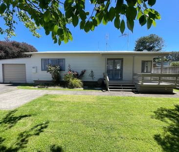 Cute and Tidy 2 Bedroom Home - Photo 1