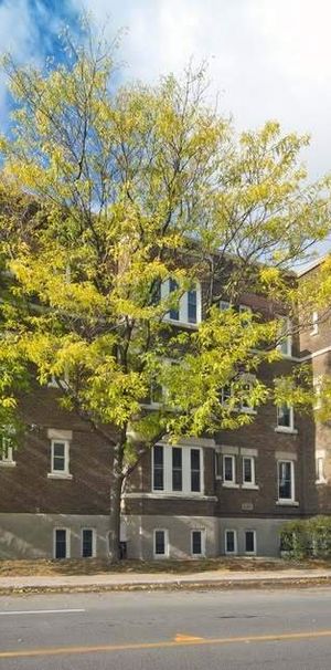 1 CH - 1 SDB - Westmount - $1,595 /mo - Photo 1