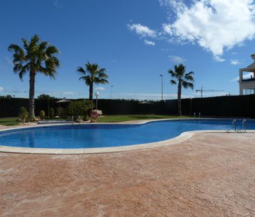 230 Granada – Id. 313 - Photo 2