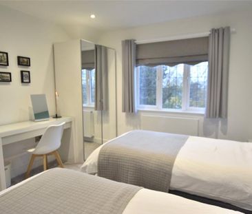 2 bedroom maisonette to rent - Photo 2