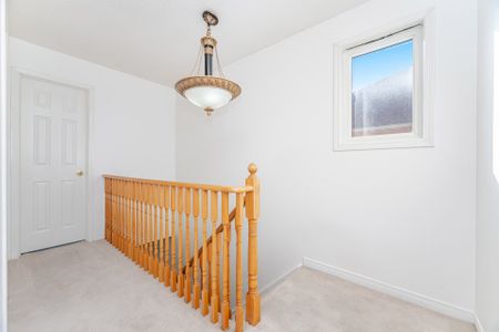 For Lease - 6513 Song Bird Crescent, Mississauga, Ontario - Photo 4