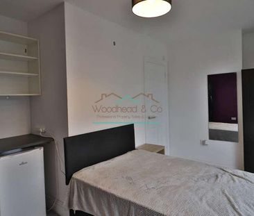 Wellingborough Road, Rushden, NN10 - Photo 2