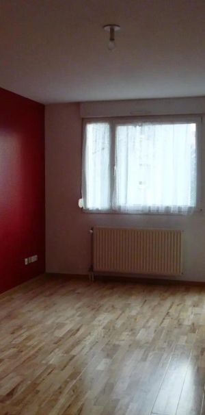 Appartement à louer 3 pièces 70m² - Photo 1